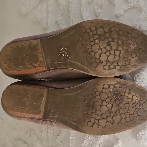 Skechers Women's Suede Ankle Booties - Taupe - Picture 5 of 6